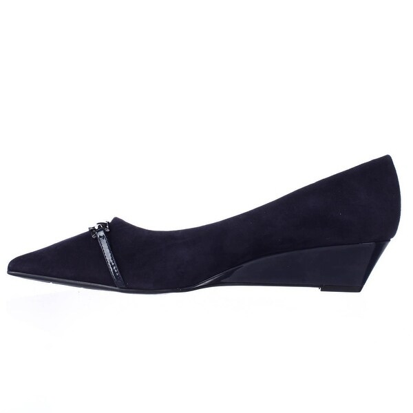 bandolino navy shoes