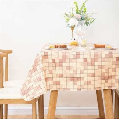 Celebrate tablecloth Great flannel back Gradient pink grid pattern