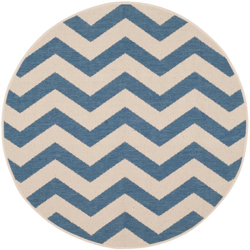 SAFAVIEH Courtyard Merlene Chevron Indoor/ Outdoor Waterproof Patio Backyard Rug
