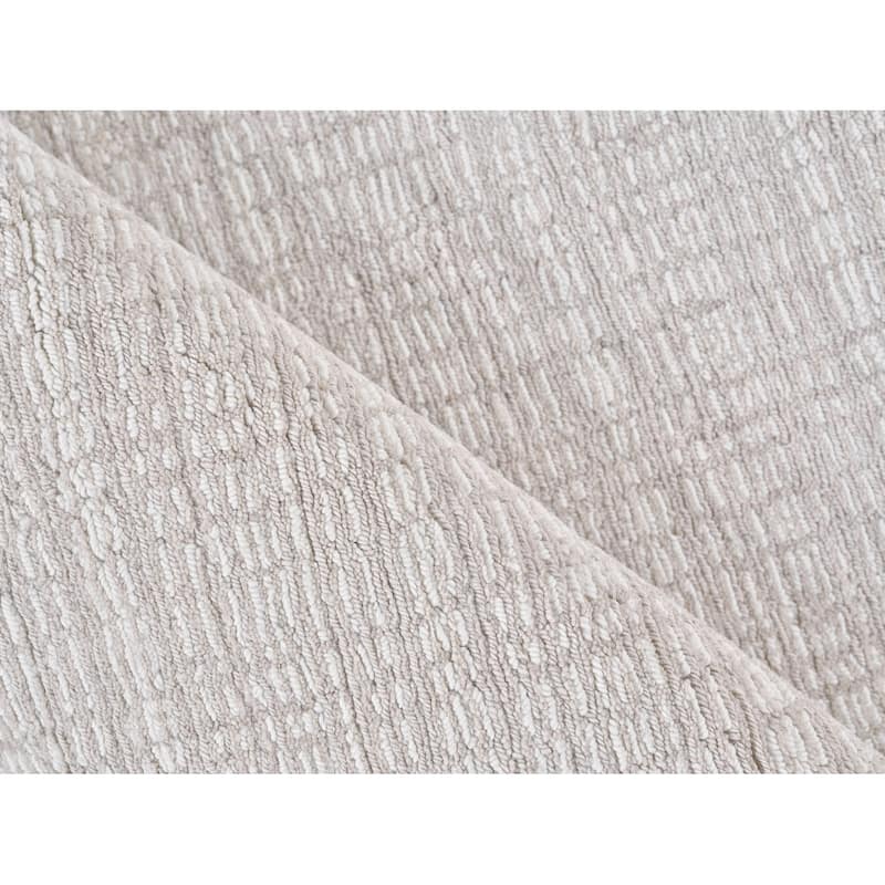 Exquisite Rugs Alpine Handmade Handloomed New Zealand Wool Silver/Ivory Area Rug.