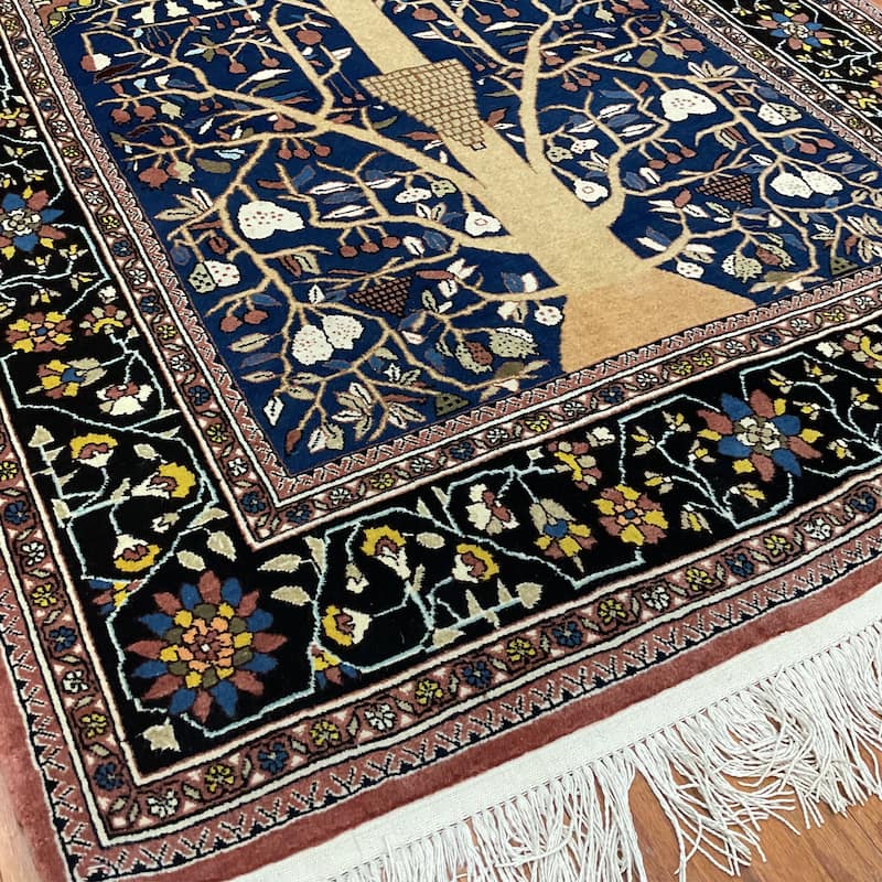 HERAT ORIENTAL Handmade Qum Wool Rug - 3'8" x 6'4"