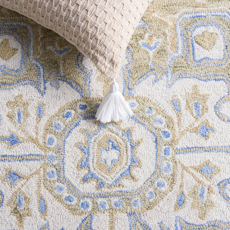 SAFAVIEH Handmade Metro Seonaid Wool Rug