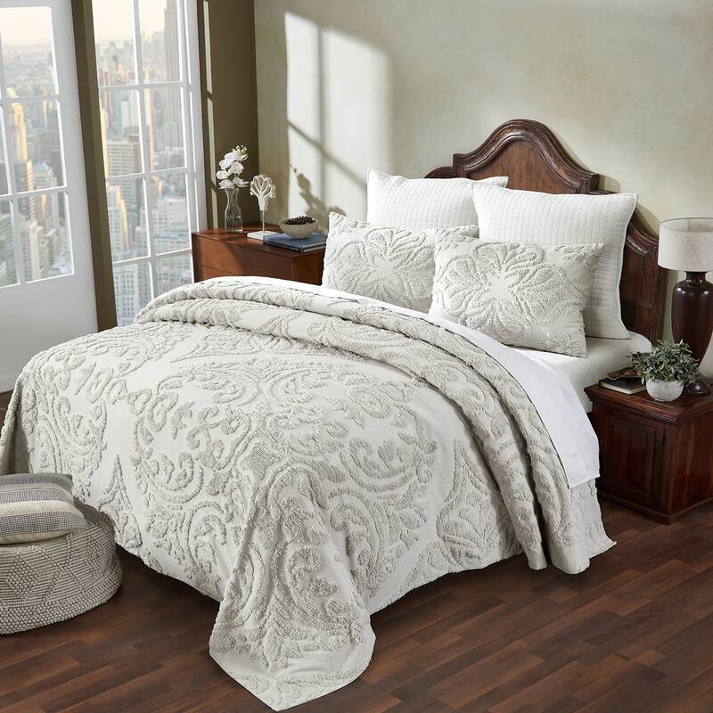 Better Trends Rylee Collection 100% Cotton Tufted Elegant and Floral Design Machine Washable Bedspread