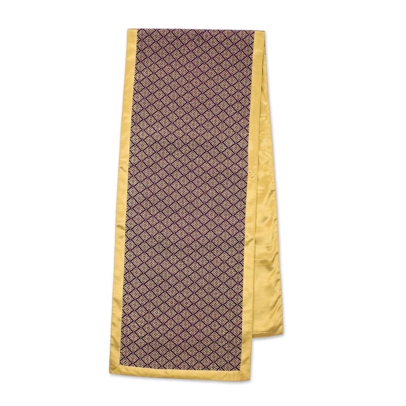Handmade Regal Yok Dok table runner (Thailand)