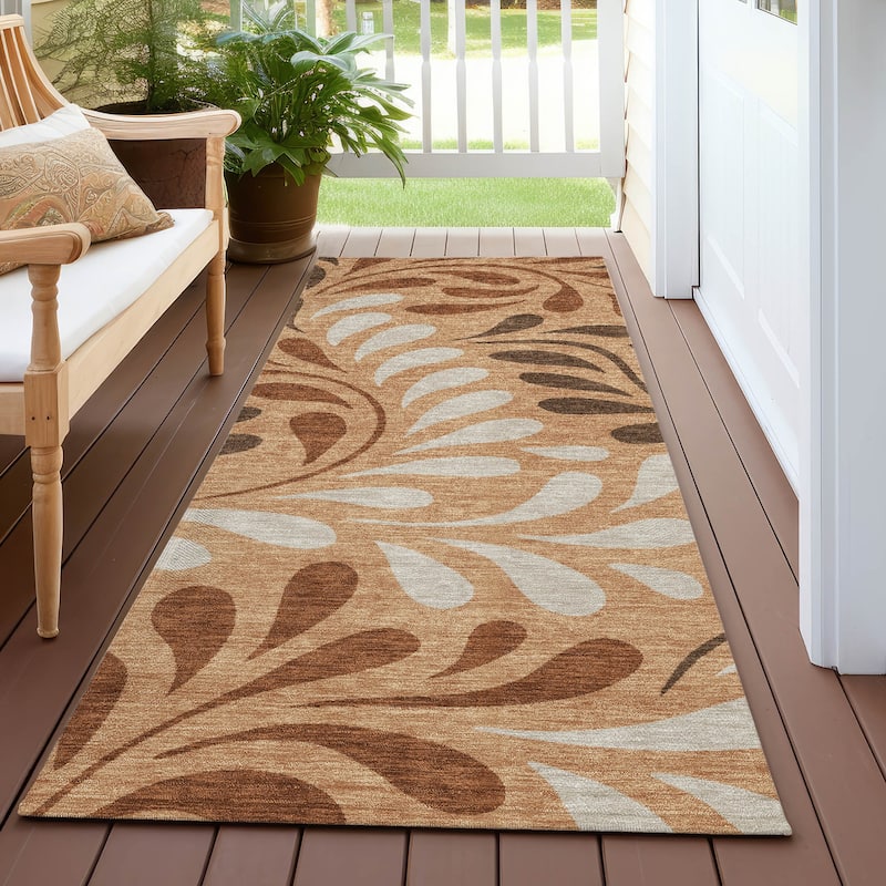 Machine Washable Indoor/ Outdoor Floral Arabesque Chantille Rug - Copper - 2'3" x 7'6"