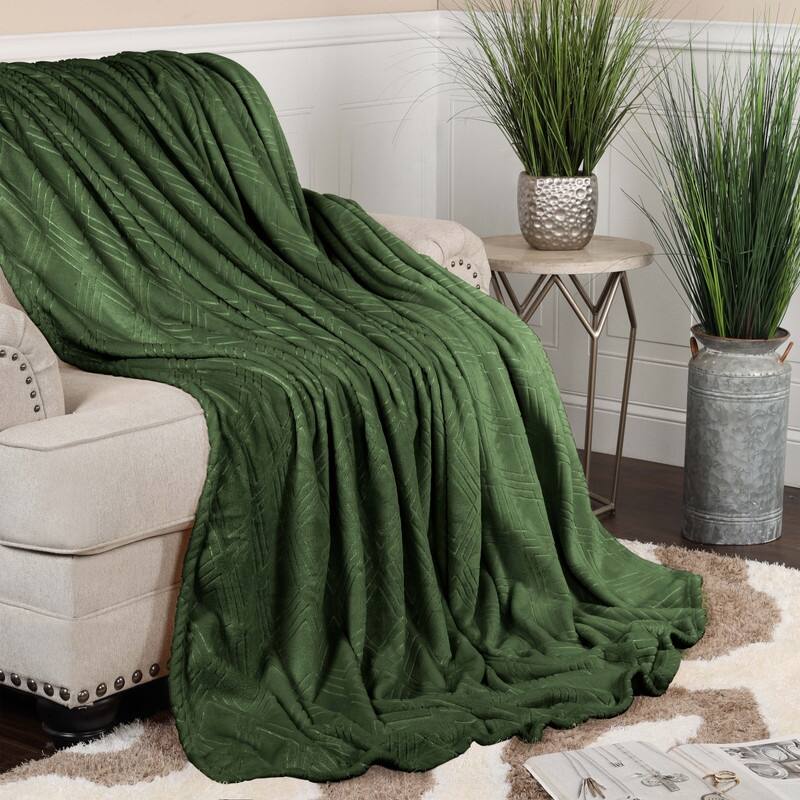 Superior Atka Diamond Soft Fluffy Fleece Blanket - Throw - Green