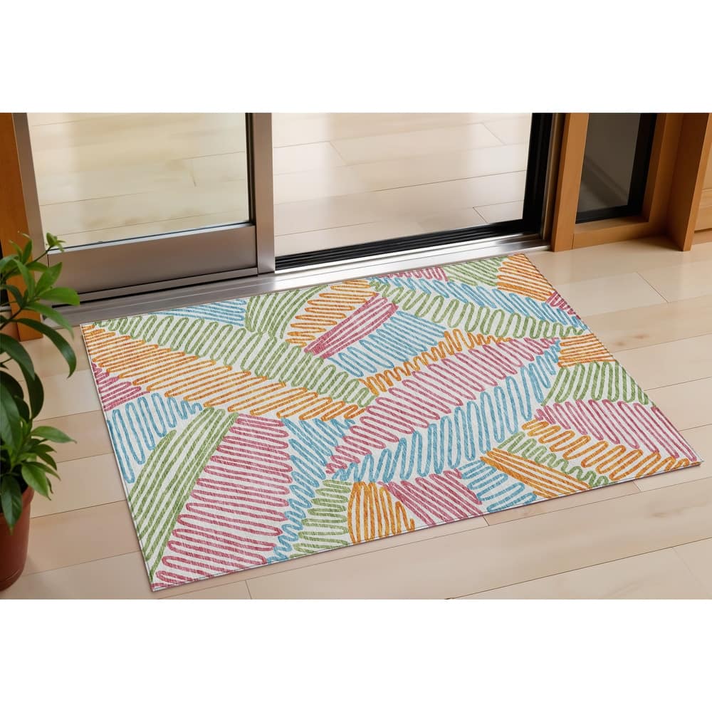 HomeRoots Floral Transitional Rectangle Outdoor Rug