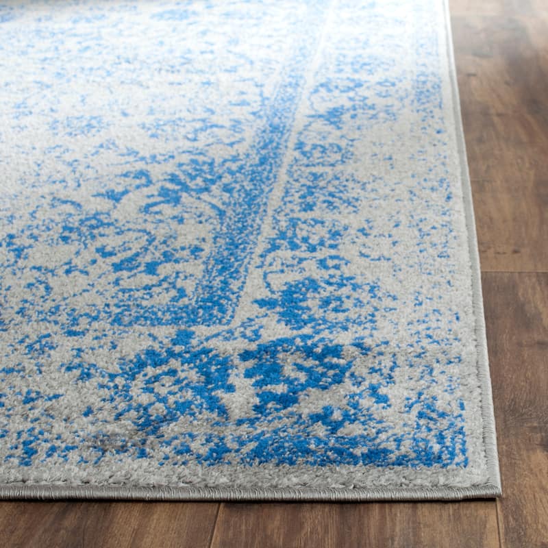 SAFAVIEH Adirondack Riin Rustic Shabby Chic Distressed Rug.
