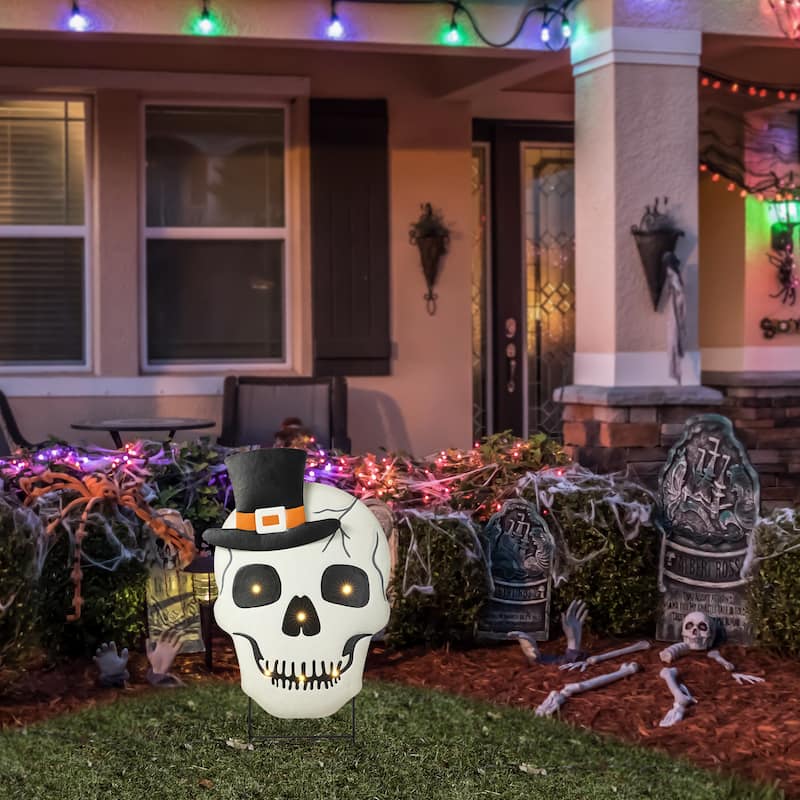 Glitzhome 38"H LED Lighted Halloween Metal Skull Yard Stake with Timer