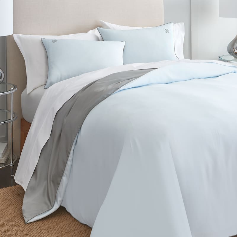 Gaiam® Relax 300 Thread-Count TENCEL™ Soft Reversible Comforter