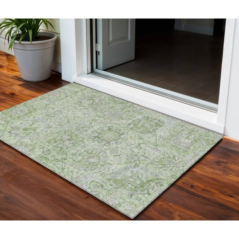 HomeRoots Damask Traditional Rectangle Outdoor Rug - 3' x 5'
