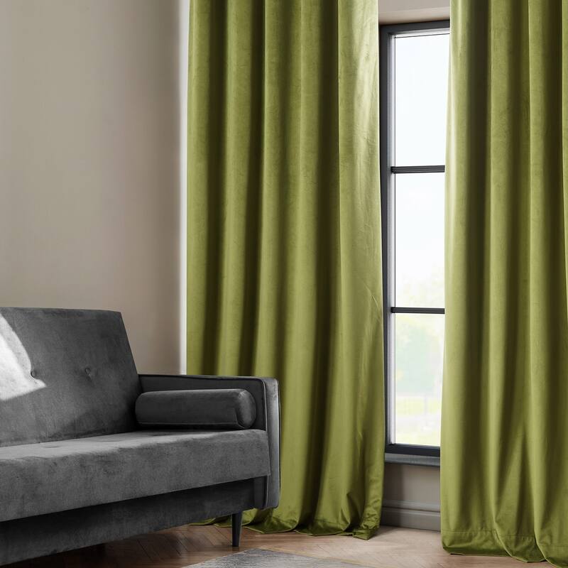 Exclusive Fabrics Heritage Plush Velvet Curtain (1 Panel)