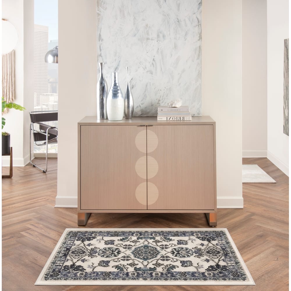 Nourison Sandy Indoor/Outdoor Persian Area Rug