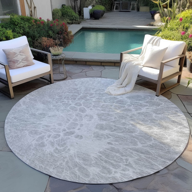Machine Washable Indoor/ Outdoor Chantille Modern Vintage Floral Rug