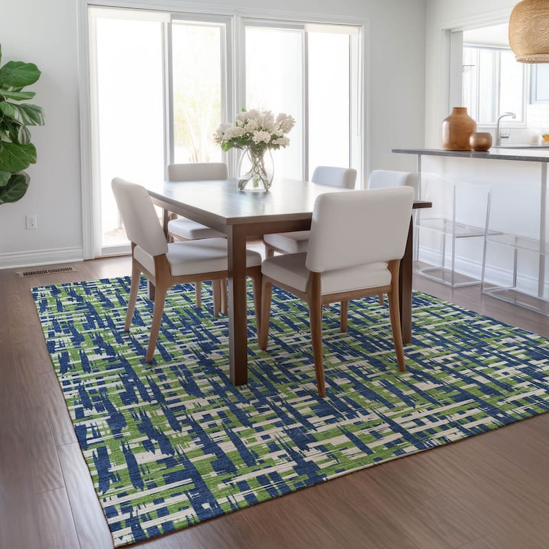 Machine Washable Indoor/ Outdoor Modern Crosshatch Chantille Rug