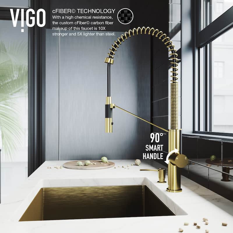 VIGO Livingston 24" H Single Handle Pull-Down Sprayer Kitchen Faucet