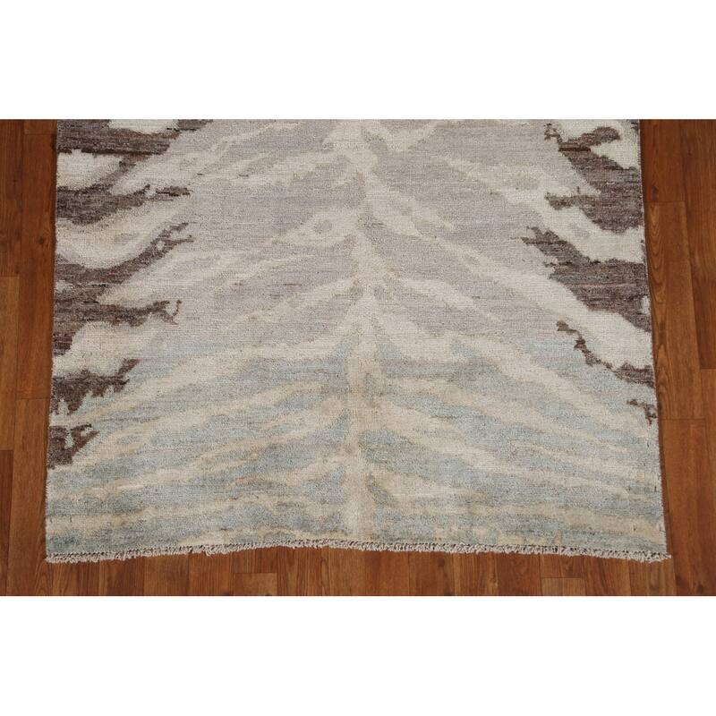 Hand Knotted Oriental 100% Wool Carpet Modern Abstract Multi-Colored Abstract Area Rug - 4' 9'' X 3' 10''