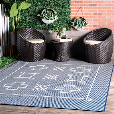 Nuloom Hillary Geometric Tribal Indoor/Outdoor Area Rug