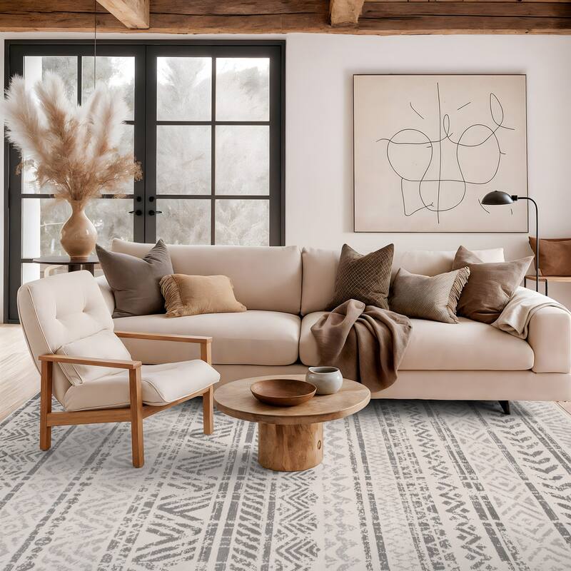 The Curated Nomad Midtown Geometric Distressed Bohemian Rug - 6'6" x 9' - Gray