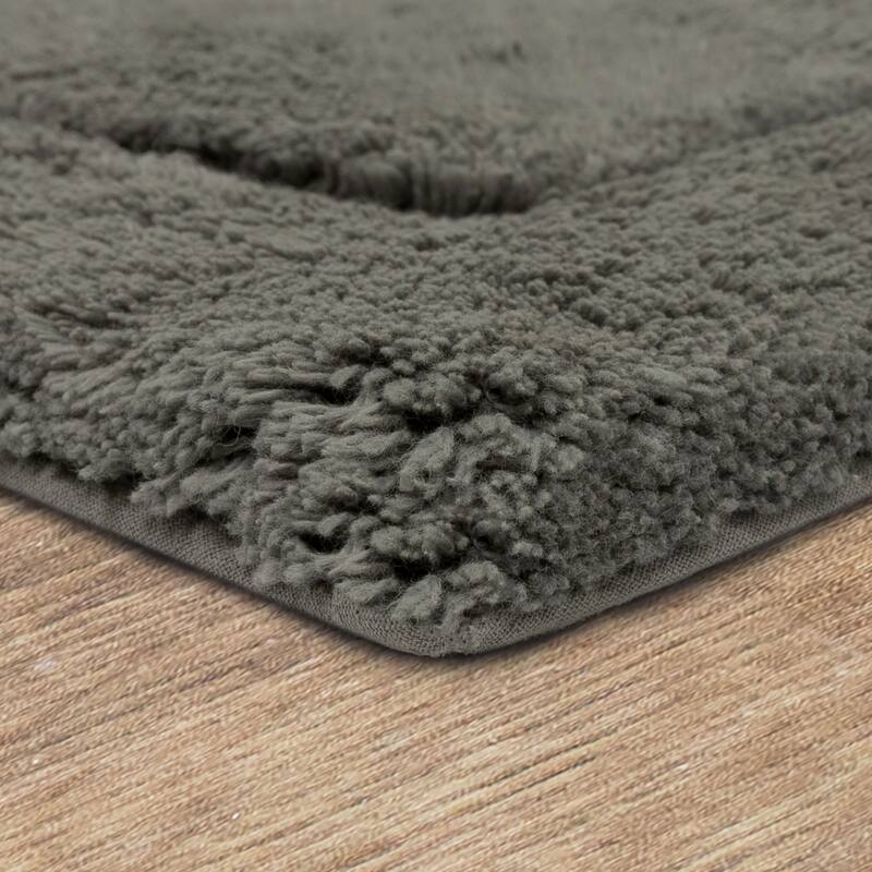 Mohawk Home Regency Bath Rug