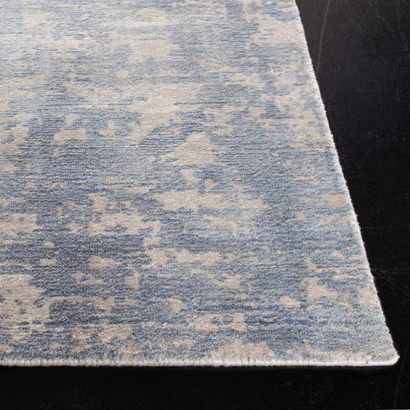 SAFAVIEH Handmade Mirage Hadewig Modern Abstract Viscose Rug