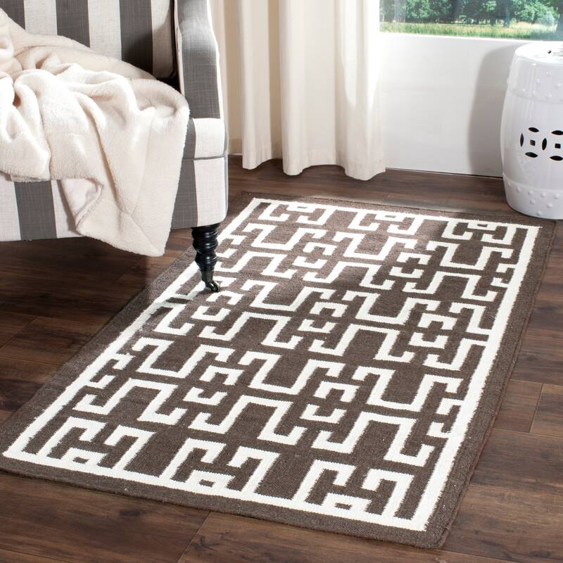 SAFAVIEH Handmade Flatweave Dhurries Ranjeeta Modern Moroccan Wool Rug - 3' x 5' - Chocolate/Ivory