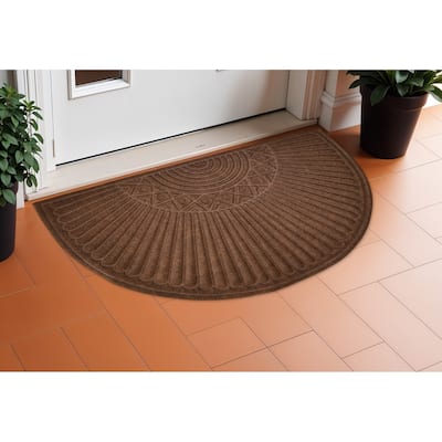 HomeRoots 24" X 36" Brown Synthetic Fiber Abstract Outdoor Semi Circle Door Mat - 24' X '36