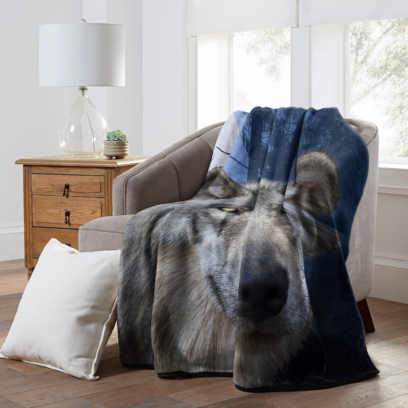 American Wilderness Collection Lupine Stare Wilderness Raschel Throw Blanket