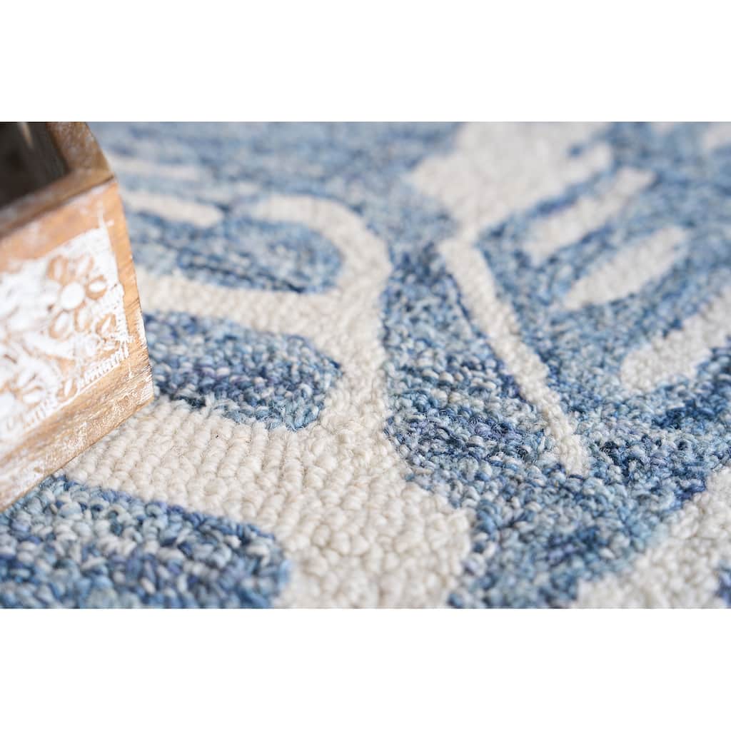 Botanica Blue/Ivory New Zealand Wool hand-tufted Area Rug