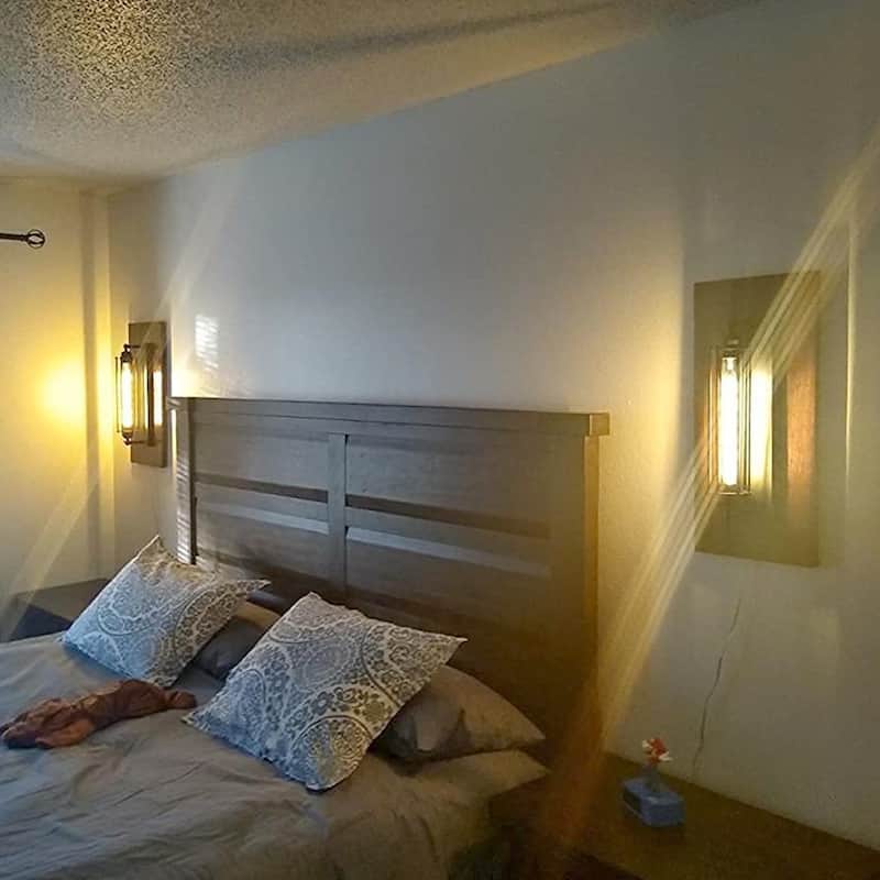 YANSUN 1-Light Metal Cage Wall Sconces Modern Wrought Iron Wall Lamp for Bedside Bar Restaurant - 3.94in.