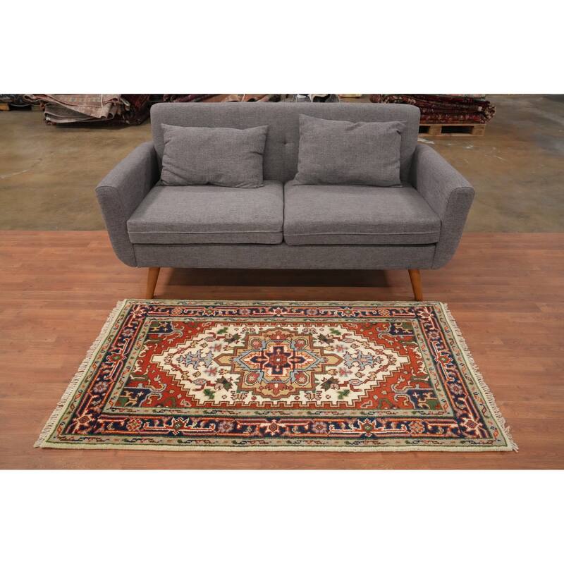 Hand Knotted Oriental 100% Wool Carpet Traditional Medallion Beige & Ivories Heriz (serapi) Area Rug - 5' 2'' X 2' 11''