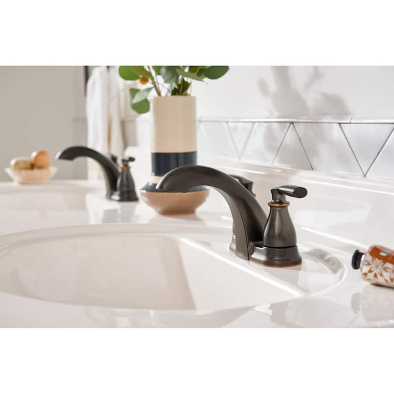 Moen 84532 Hilliard 1.2 GPM Centerset Bathroom Faucet with Pop-Up