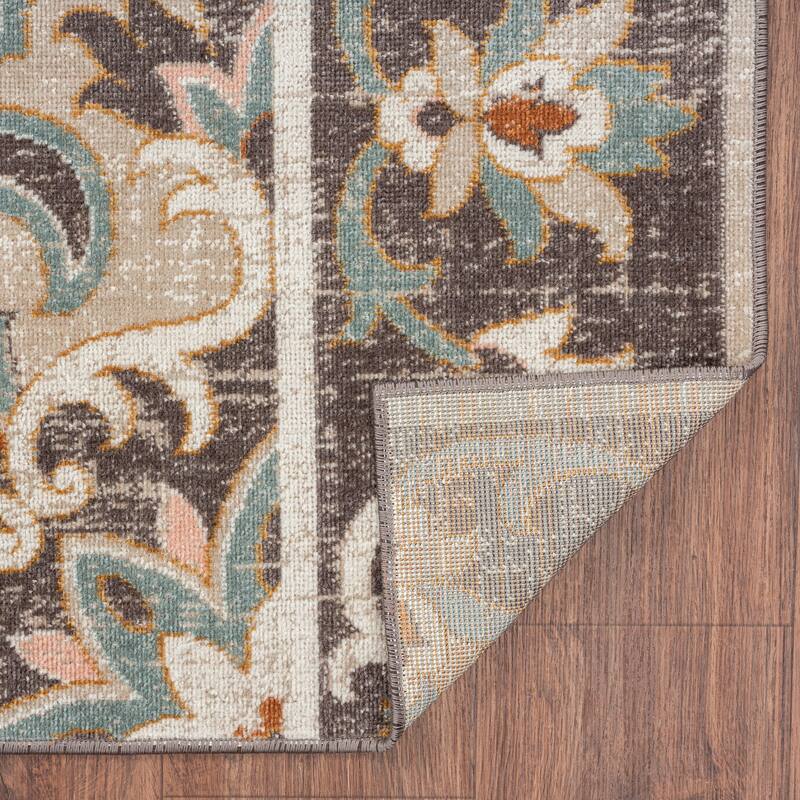Sevita Rustic Transitional Medallion Area Rug
