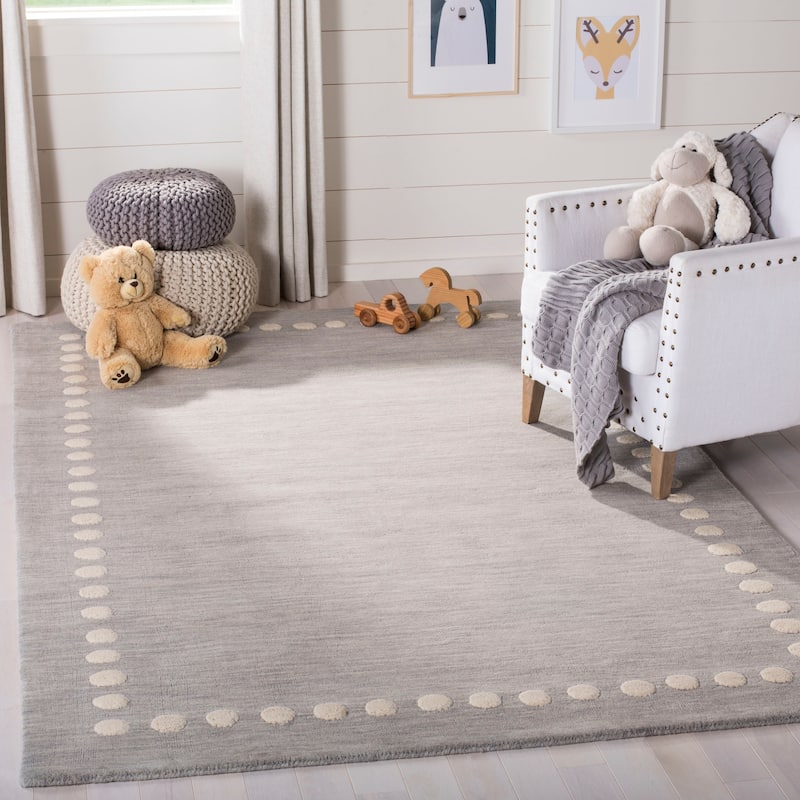 SAFAVIEH Handmade Kids Armanda Wool Rug - Grey - 4'  x  6' - Rectangle