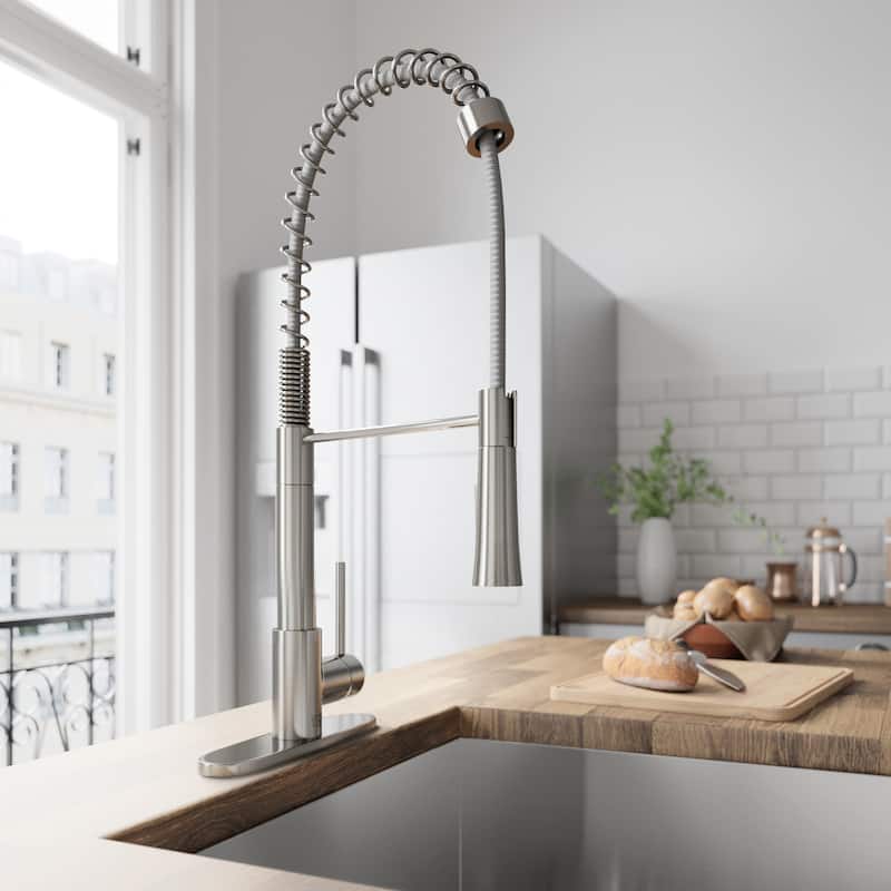 VIGO Laurelton 22" H Single Handle Pull-Down Sprayer Kitchen Faucet