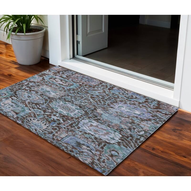 HomeRoots Damask Traditional Rectangle Outdoor Rug - 3' x 5'