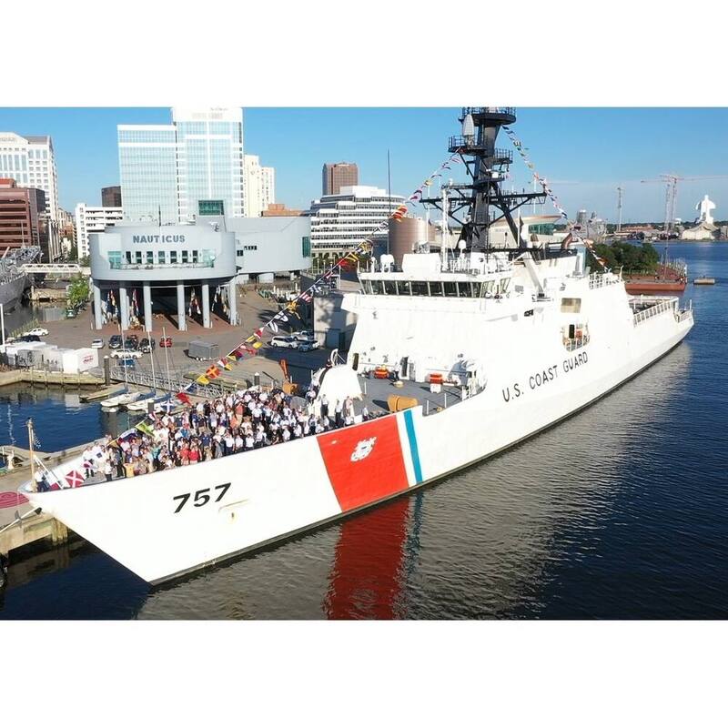 USCGC Midgett WMSL-757 30 Inches L Ship Model