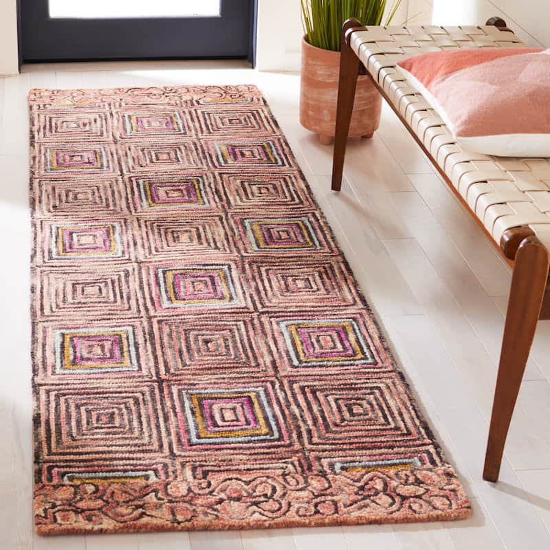 SAFAVIEH Handmade Aspen Yusra Bohemian & Eclectic Tribal Wool - 2' 3" x 7' - Pink/Blue
