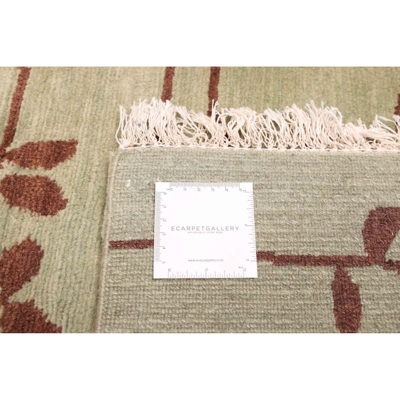 ECARPETGALLERY Hand-knotted Opulence Light Green Wool Rug - 8'0 x 10'0