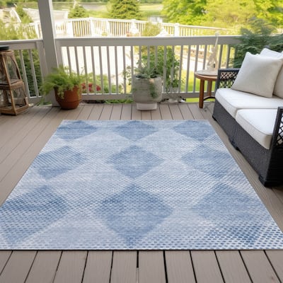 Machine Washable Indoor/ Outdoor Modern Diamonds Chantille Rug