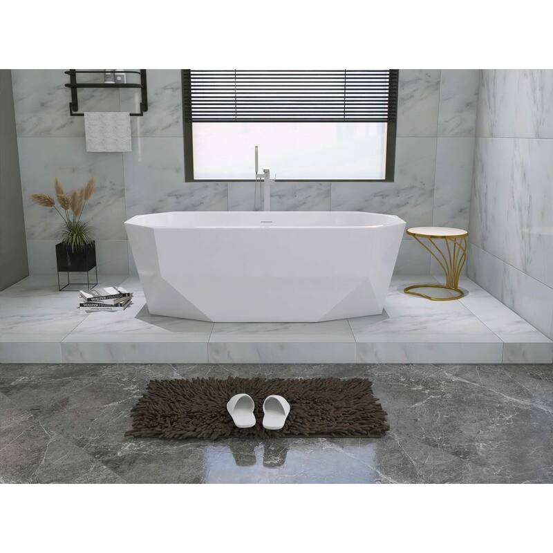 Edward Soaking Diamond Style Bathtub in Glossy White
