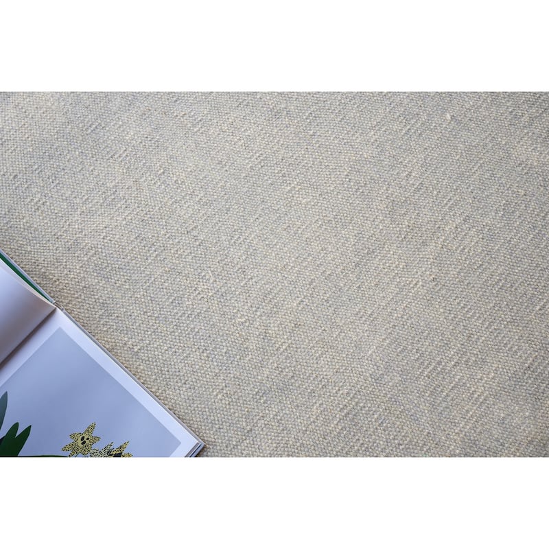 EXQUISITE RUGS Chelsea Flatweave New Zealand Wool Silver Area Rug.