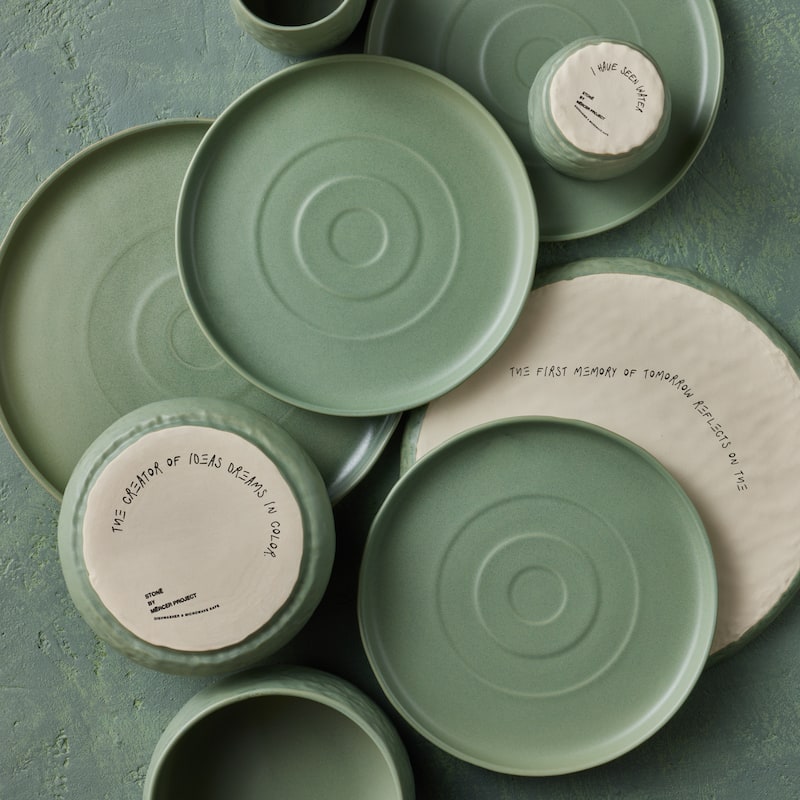 Stone by Mercer Project Shosai Stoneware Dinnerware Set - Sage Green - 16 Piece