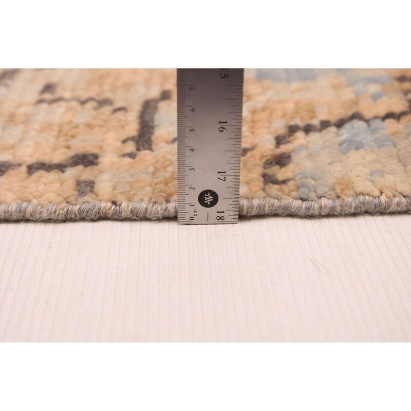 ECARPETGALLERY Hand-knotted Legacy Light Khaki Wool Rug - 5'5 x 8'5