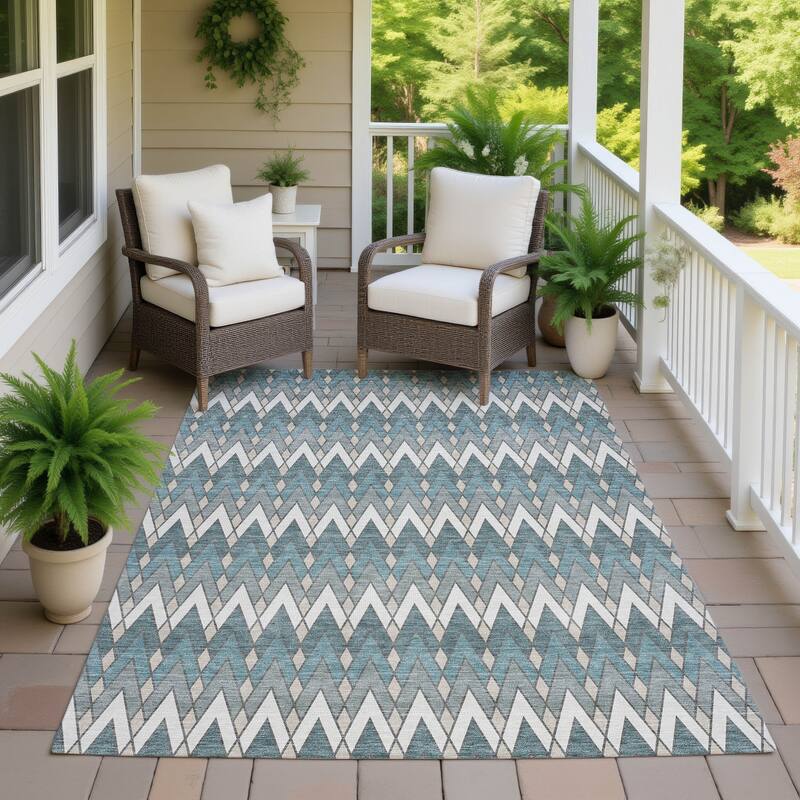 Machine Washable Indoor/ Outdoor Modern Baxter Chantille Rug