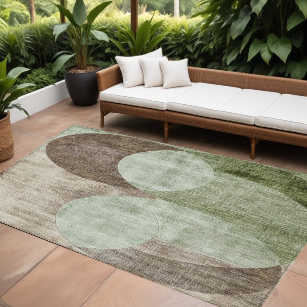 HomeRoots Geometric Transitional Rectangle Outdoor Rug