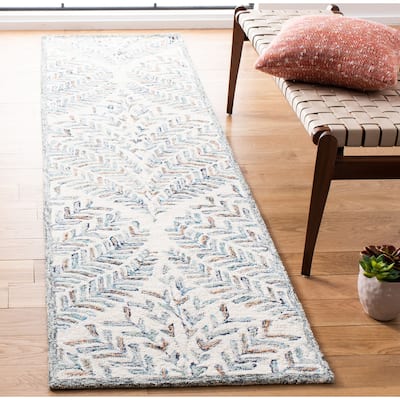 SAFAVIEH Handmade Capri Ilianka Wool Rug