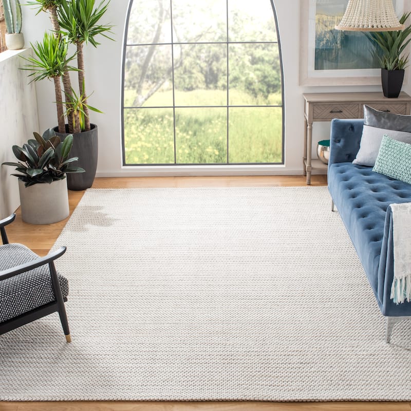SAFAVIEH Marbella Liadain Wool Rug - 10' x 14' - Light Brown/Ivory