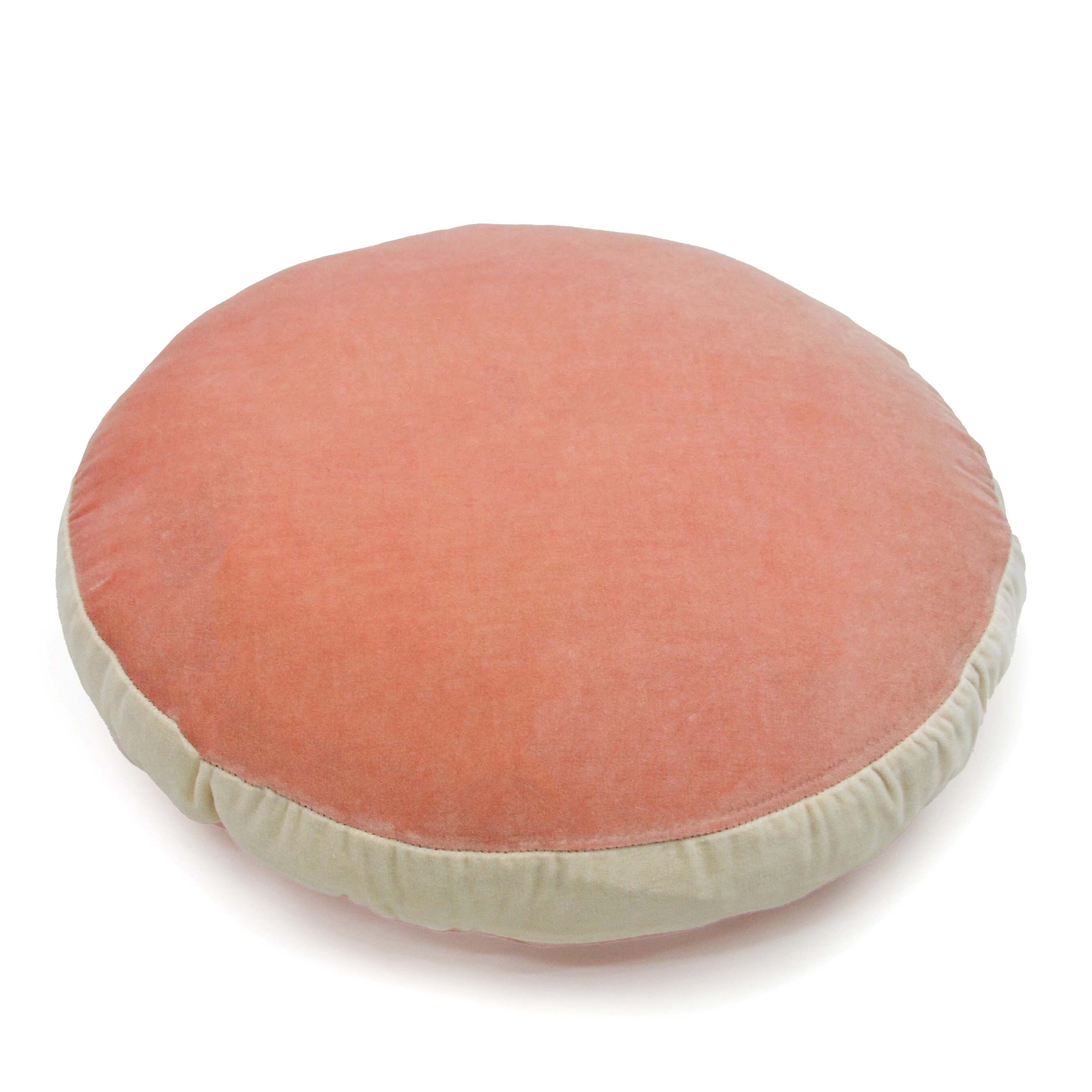 Round outdoor throw pillows deals