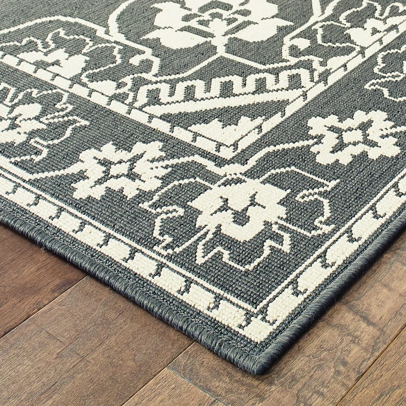 Style Haven Marianna Bordered Medallion Loop Pile Indoor Outdoor Area Rug